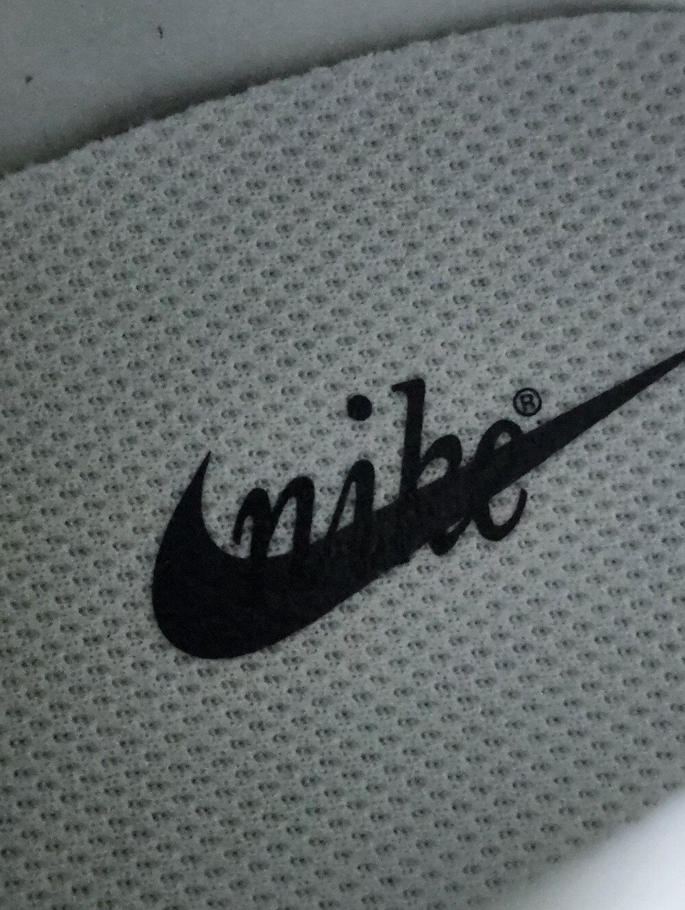 Nike Women's Air Max Dawn in the Phantom Baroque Brown Size 12 - Picture 7 of 8